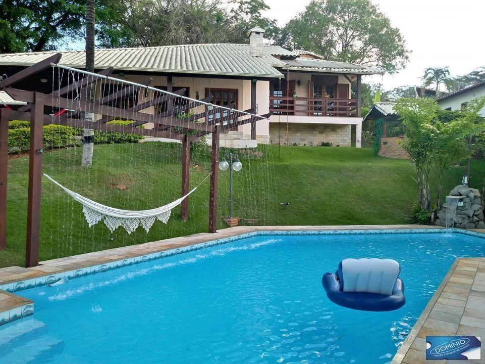 Casa de Condomínio à venda com 4 quartos, 1370m² - Foto 2