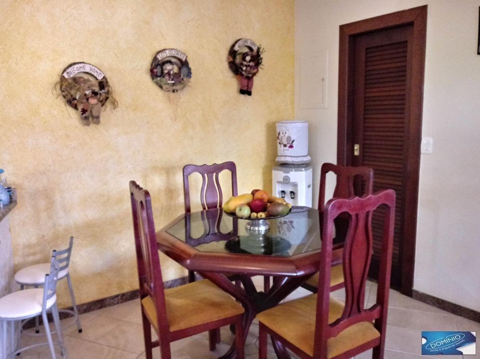 Casa de Condomínio à venda com 4 quartos, 1370m² - Foto 7