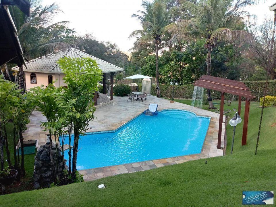 Casa de Condomínio à venda com 4 quartos, 1370m² - Foto 4