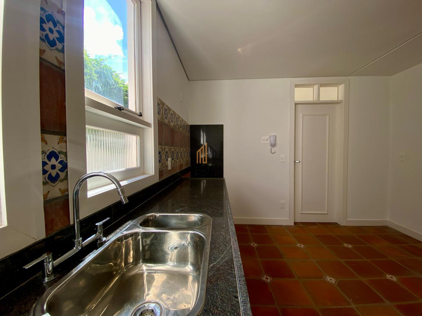 Casa de Condomínio à venda com 3 quartos, 650m² - Foto 23