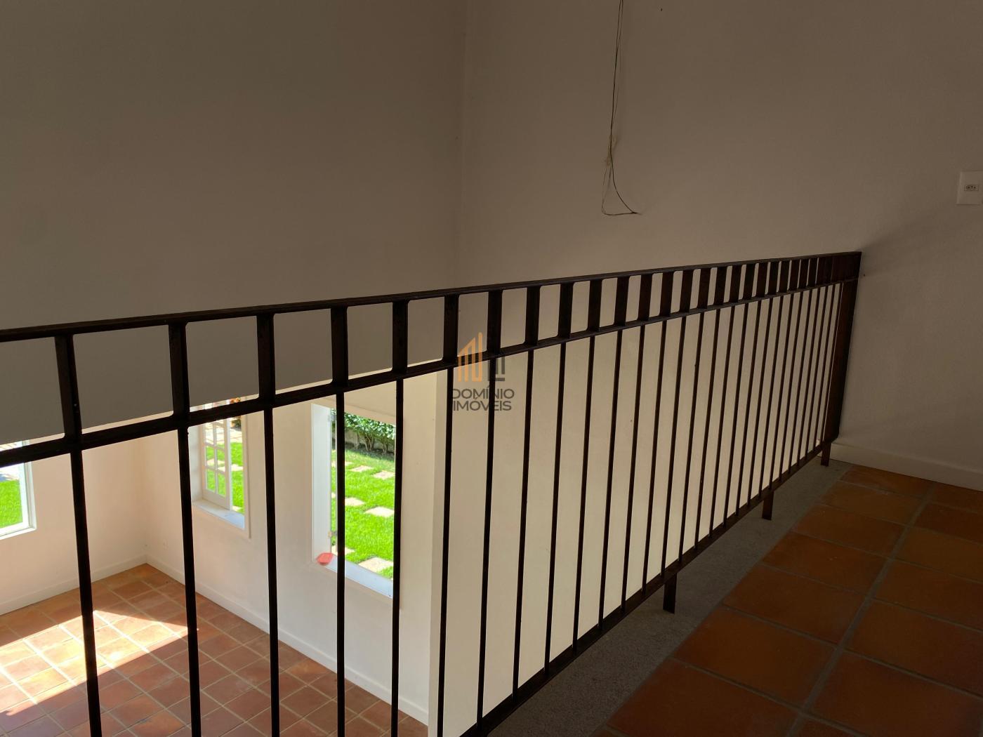 Casa de Condomínio à venda com 3 quartos, 650m² - Foto 32