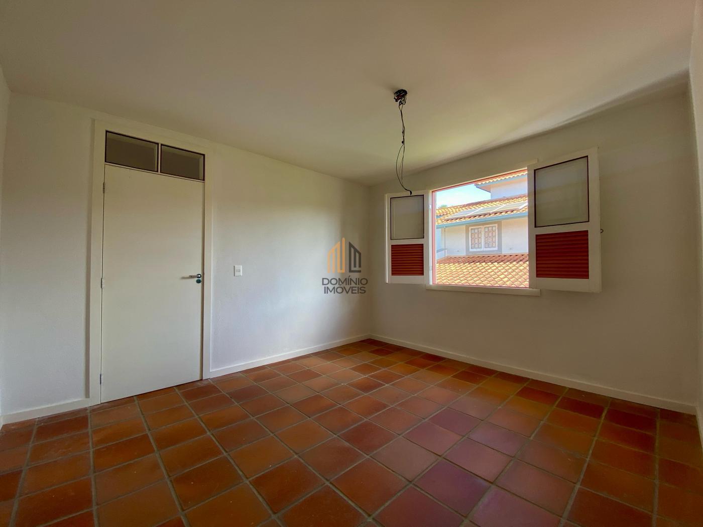 Casa de Condomínio à venda com 3 quartos, 650m² - Foto 36