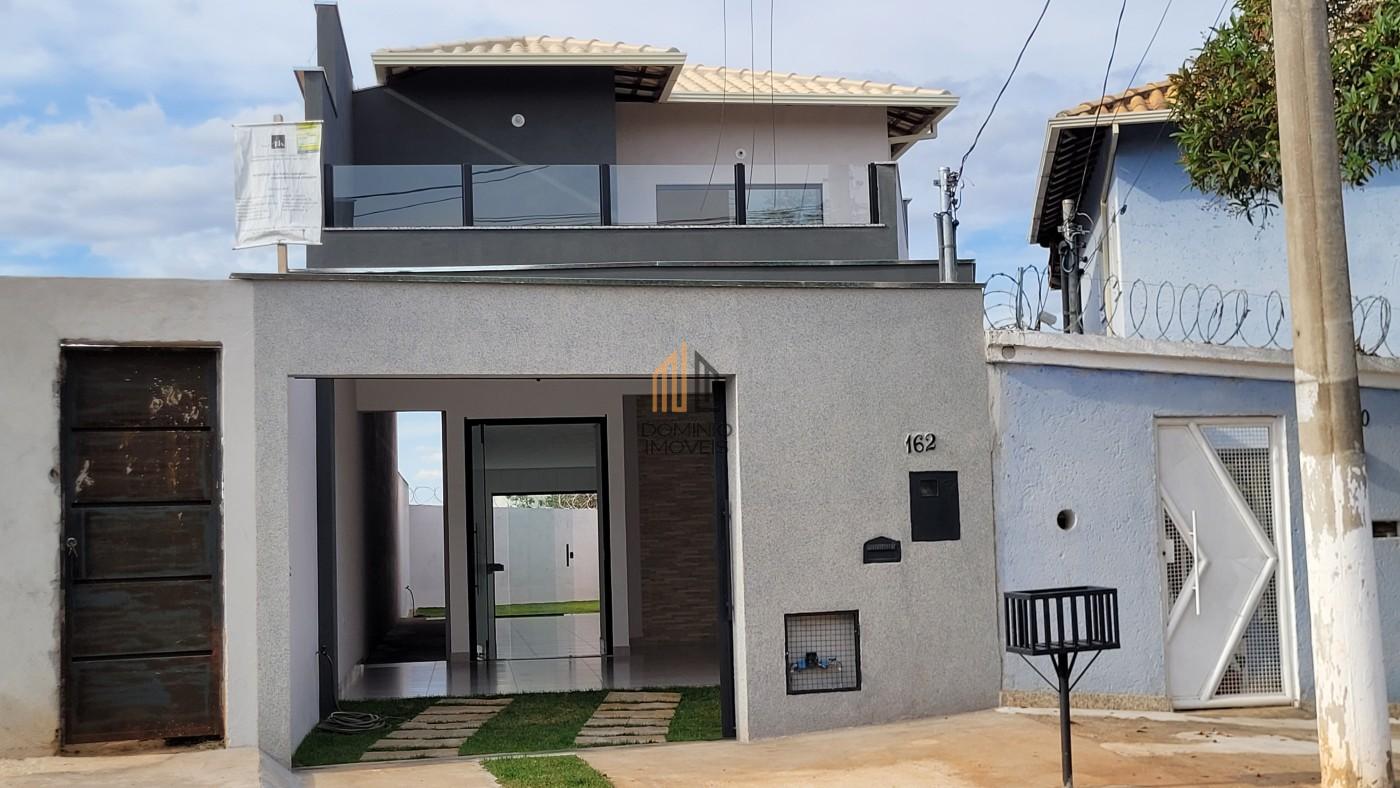 Casa, 4 quartos, 152 m² - Foto 1